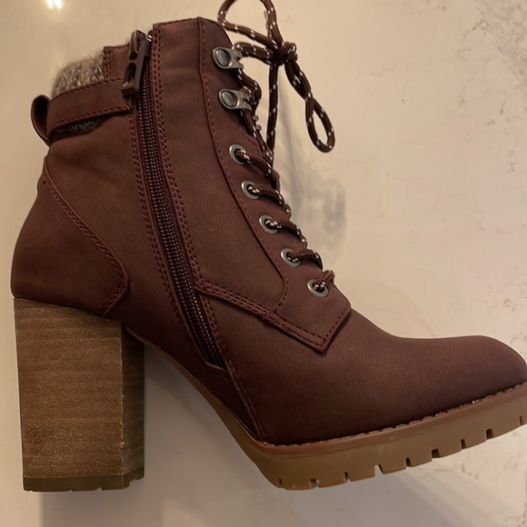 Chelsee combat Plum Boot with chunky heel - Picture 4 of 15